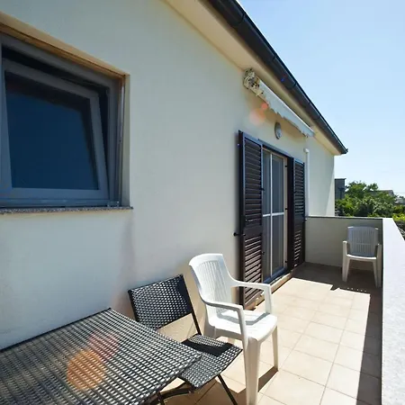 Apartamento With Parking Space Gornje Selo, Solta - 15545 *