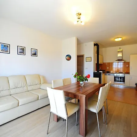 With Parking Space Gornje Selo, Solta - 15545 Apartmán Grohote
