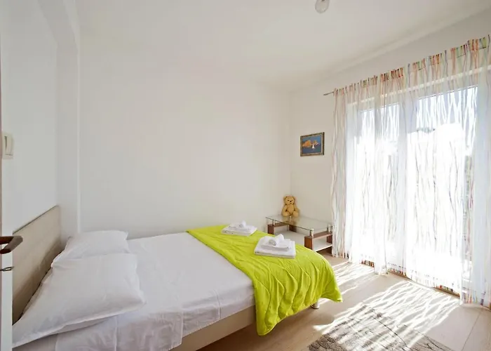 With Parking Space Gornje Selo, Solta - 15545 Διαμέρισμα